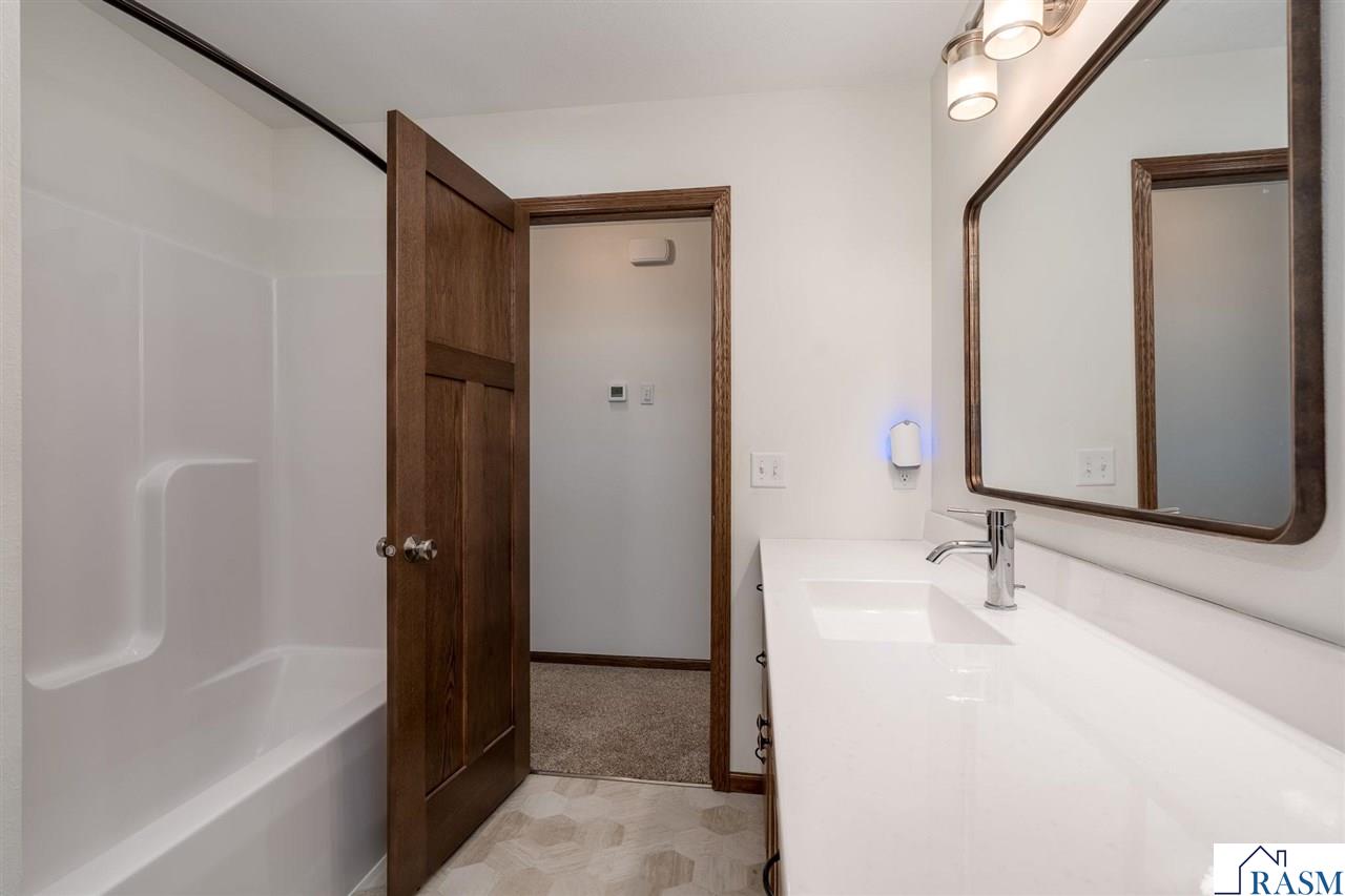 510 SW 4th Avenue, Mapleton, MN 56065 Listing Photo  23