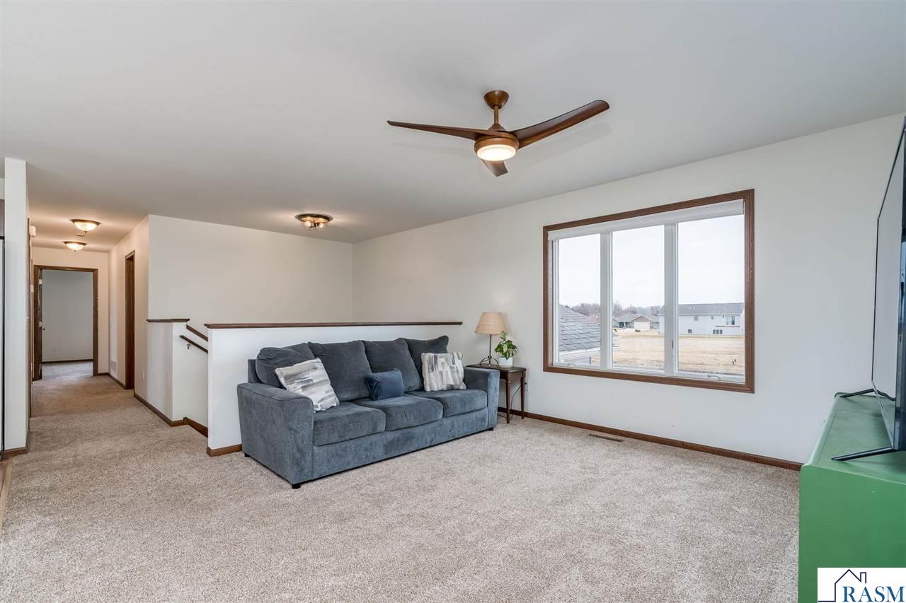 510 SW 4th Avenue, Mapleton, MN 56065 Listing Photo  6
