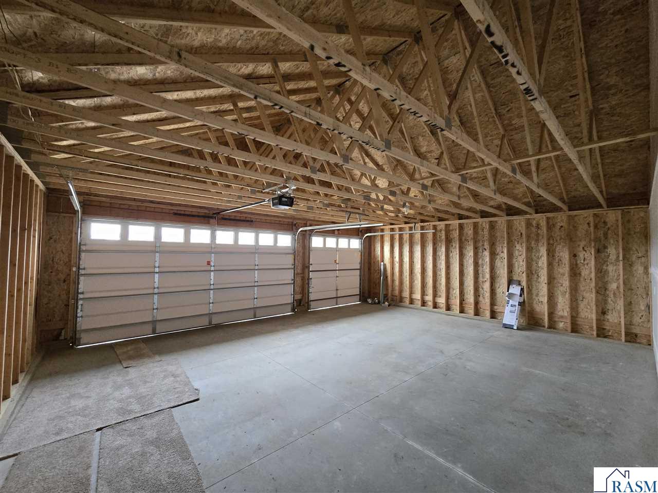 893 Mill Race Court, Madelia, MN 56062 Listing Photo  9