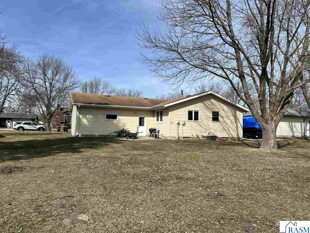 2395 Douglas Street, Windom, MN 56101 Listing Photo  4