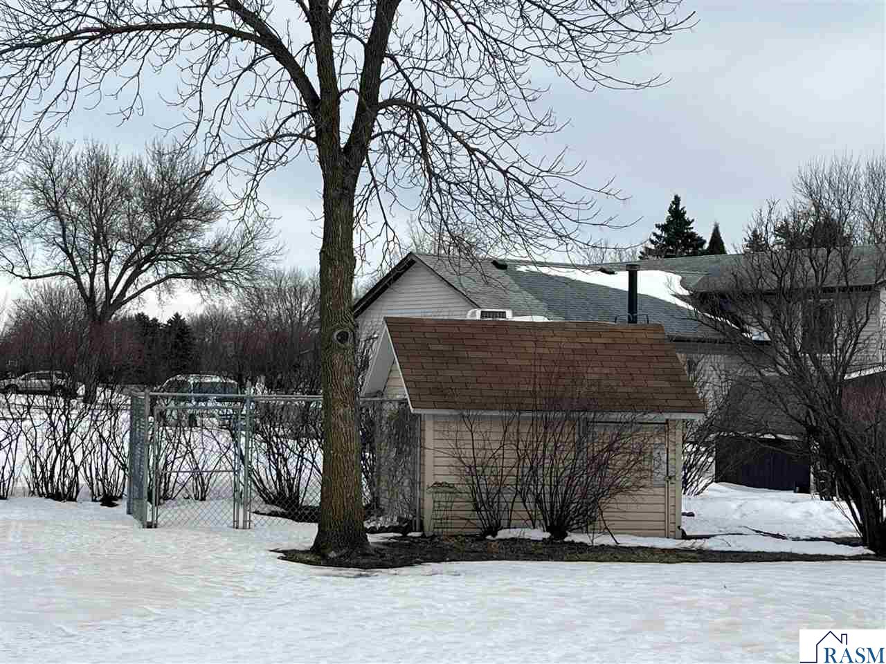 2395 Douglas Street, Windom, MN 56101 Listing Photo  5