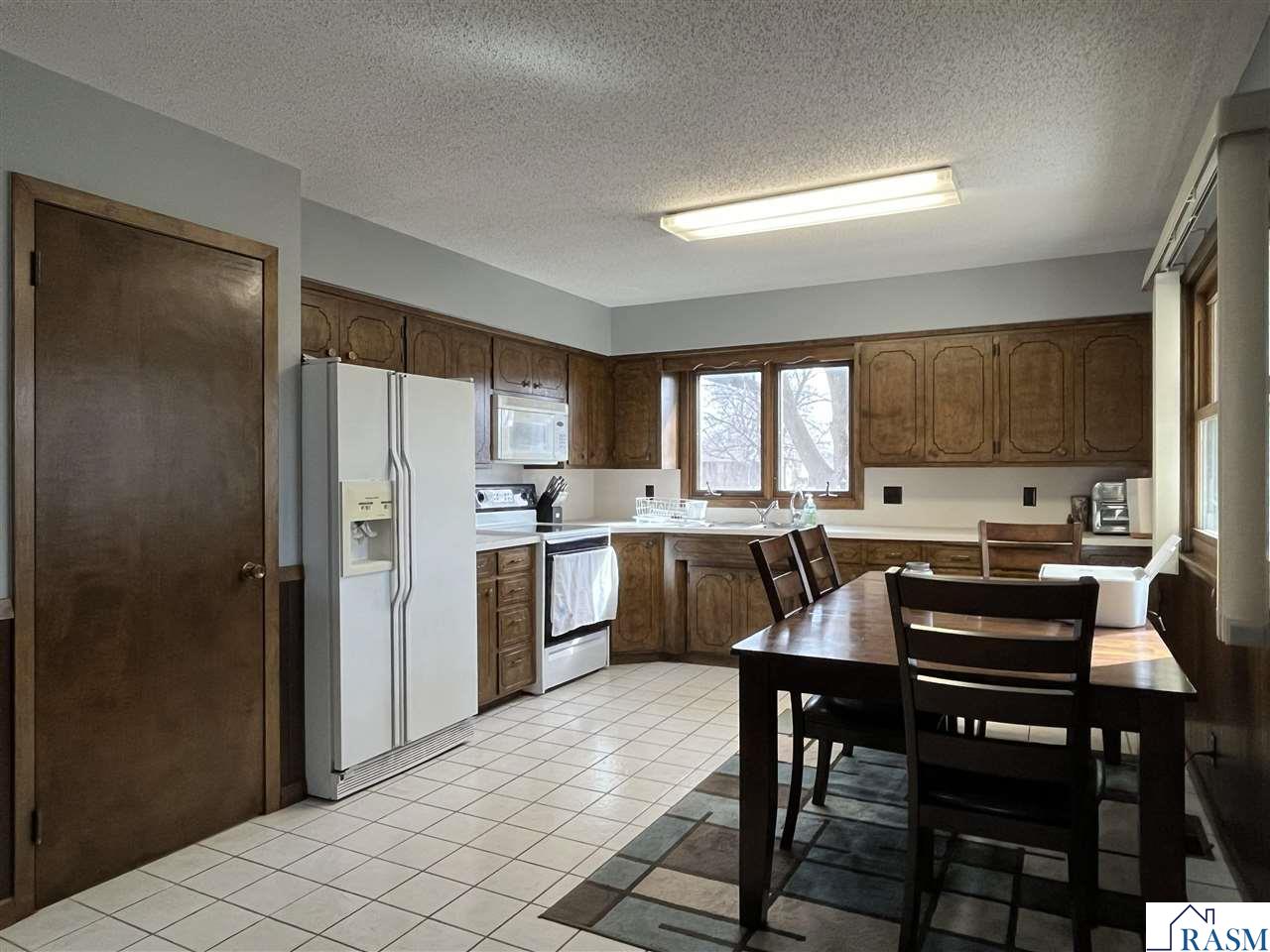 2395 Douglas Street, Windom, MN 56101 Listing Photo  6