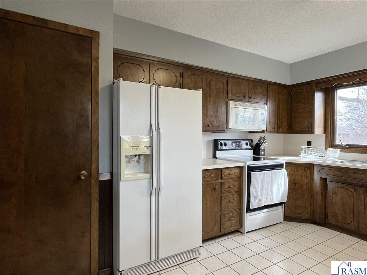 2395 Douglas Street, Windom, MN 56101 Listing Photo  7