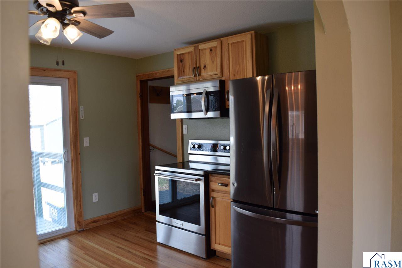 213 Brown Street W, Comfrey, MN 56019 Listing Photo  5