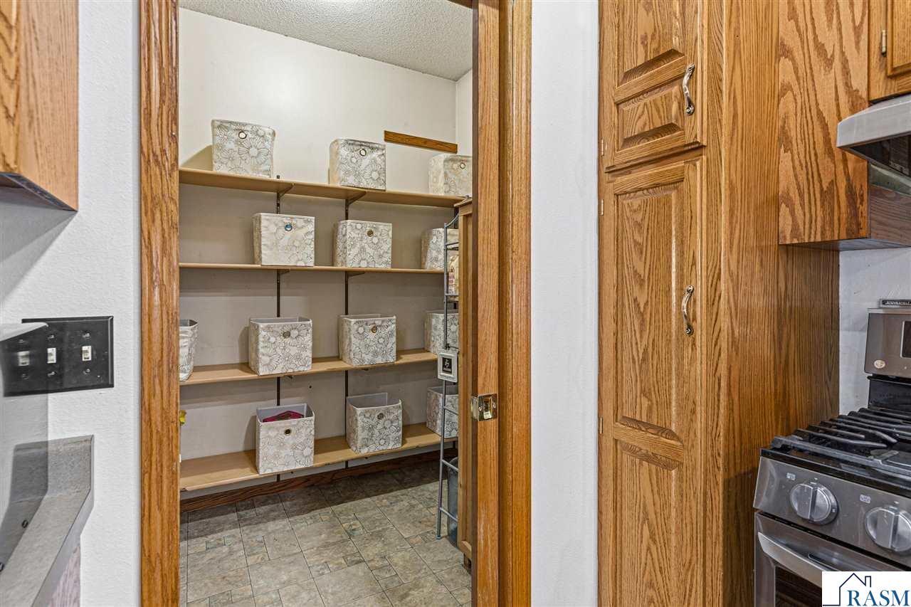 1010 N 5th Street, St. James, MN 56081 Listing Photo  20