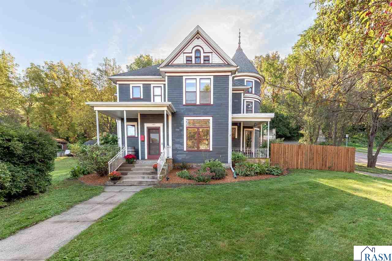 703 N 6th Street, Mankato, MN 56001 Listing Photo  1
