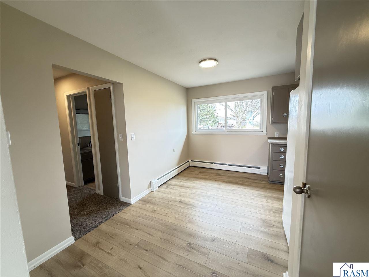402 E North Street, Waldorf, MN 56091 Listing Photo  4