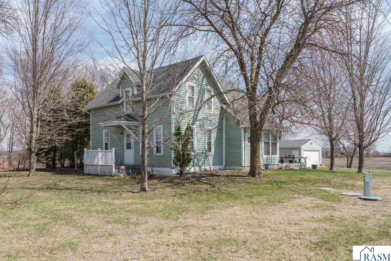 5822 500th Ave, Bricelyn, MN 56014 Listing Photo  1