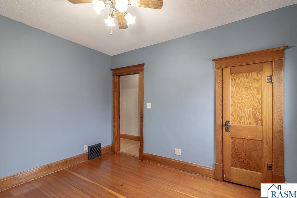 504 SW 2nd Street, Madelia, MN 56062 Listing Photo  20