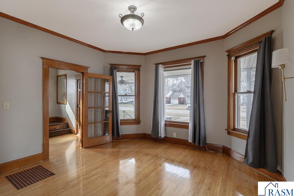 504 SW 2nd Street, Madelia, MN 56062 Listing Photo  6