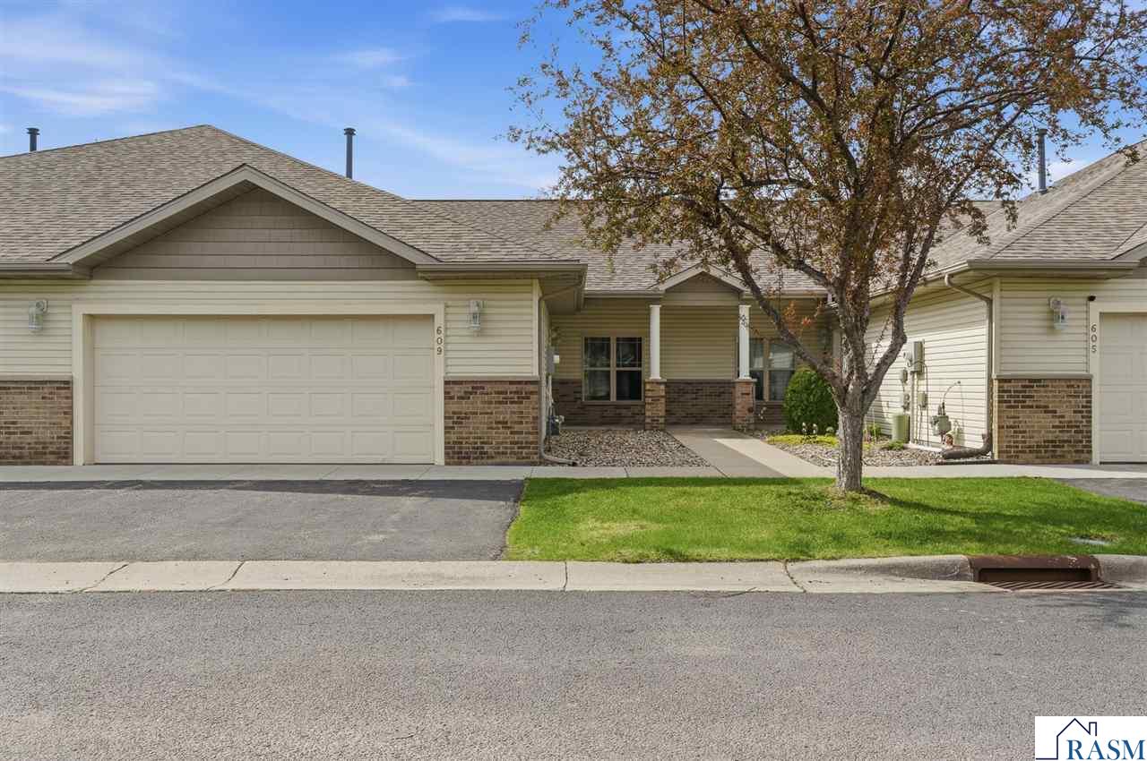 609 Dublin Court, Mankato, MN 56001 Listing Photo  1