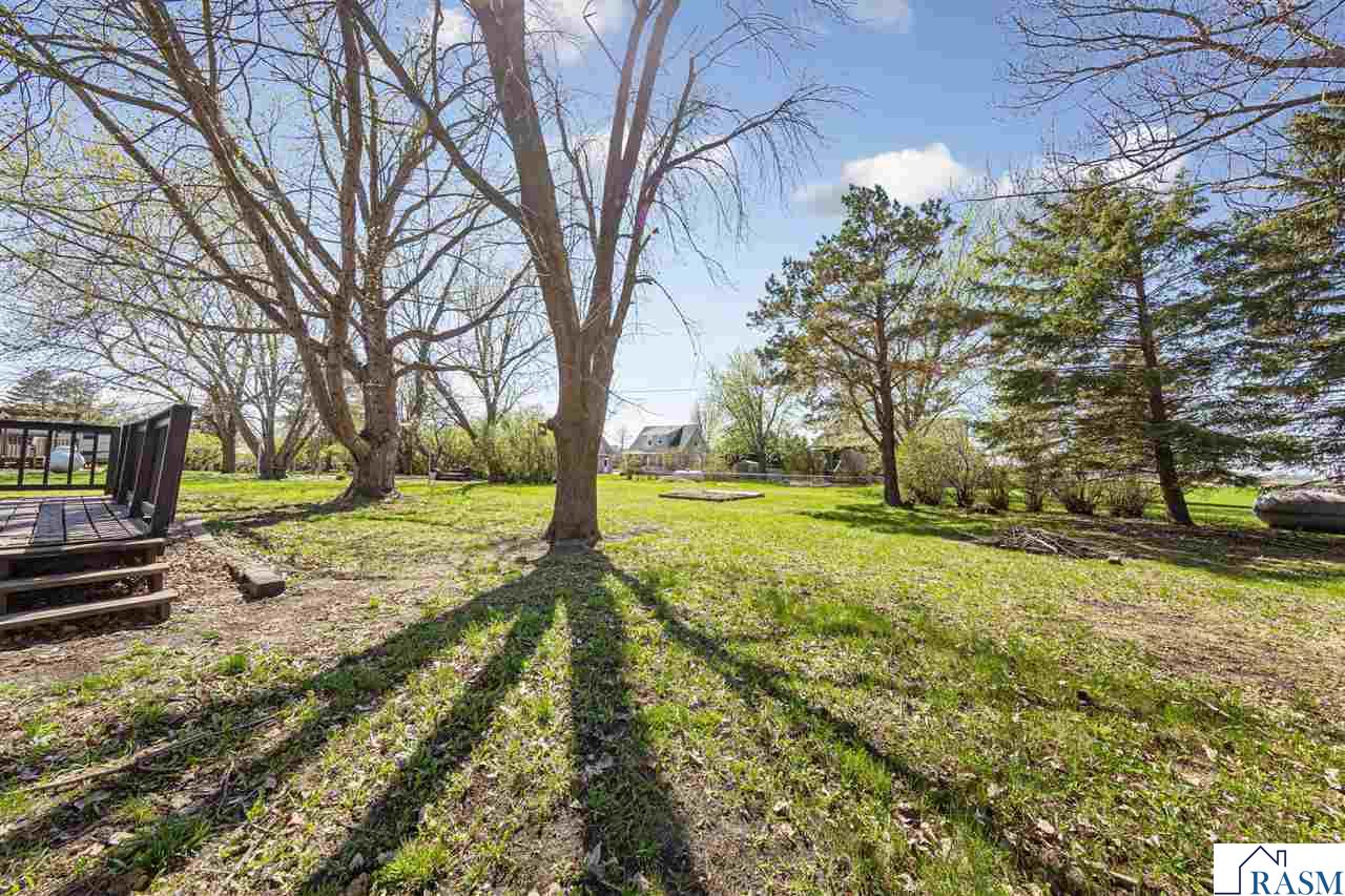 404 3rd Avenue, Pemberton, MN 56078-9700 Listing Photo  2