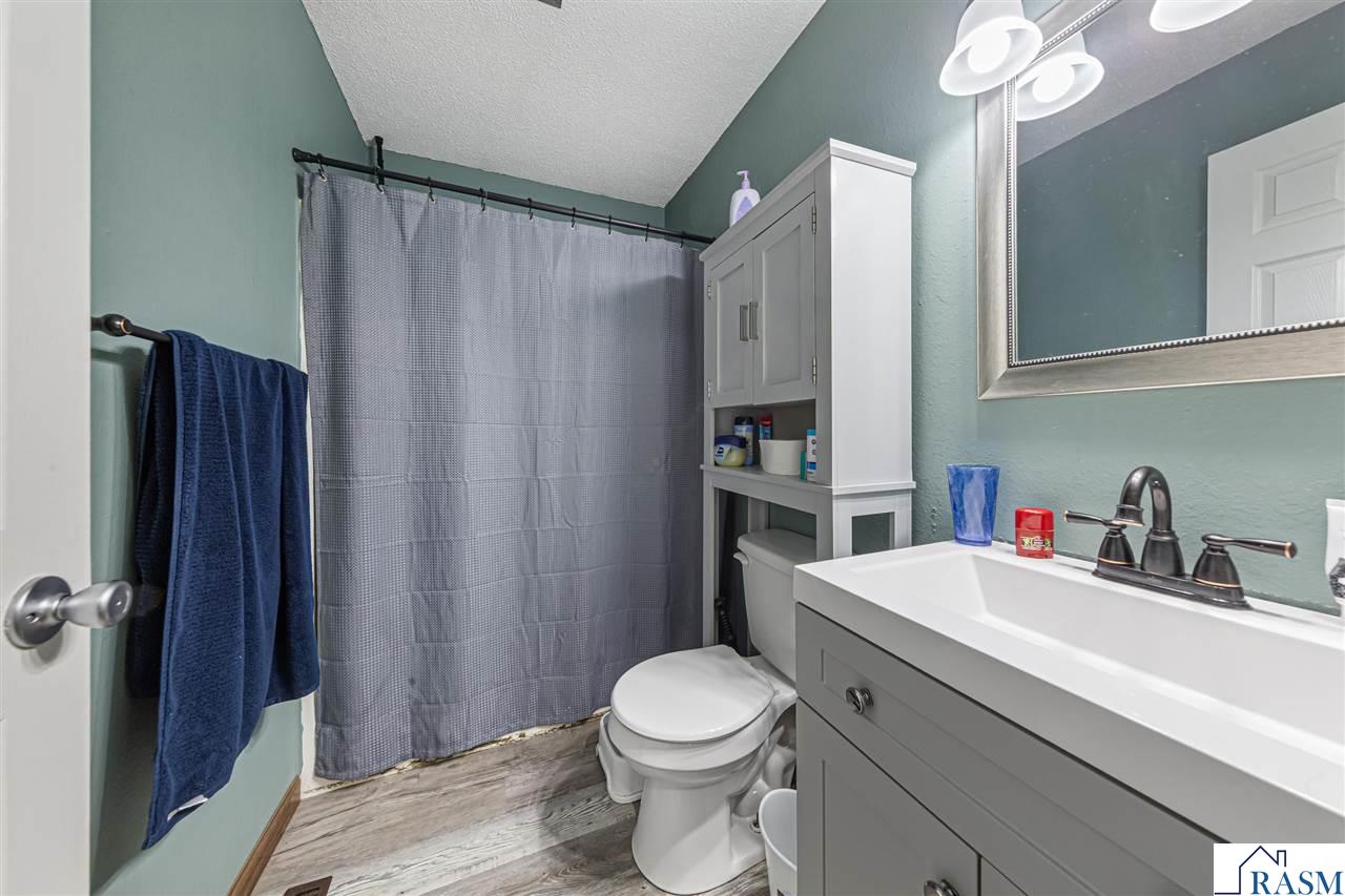 404 3rd Avenue, Pemberton, MN 56078-9700 Listing Photo  11