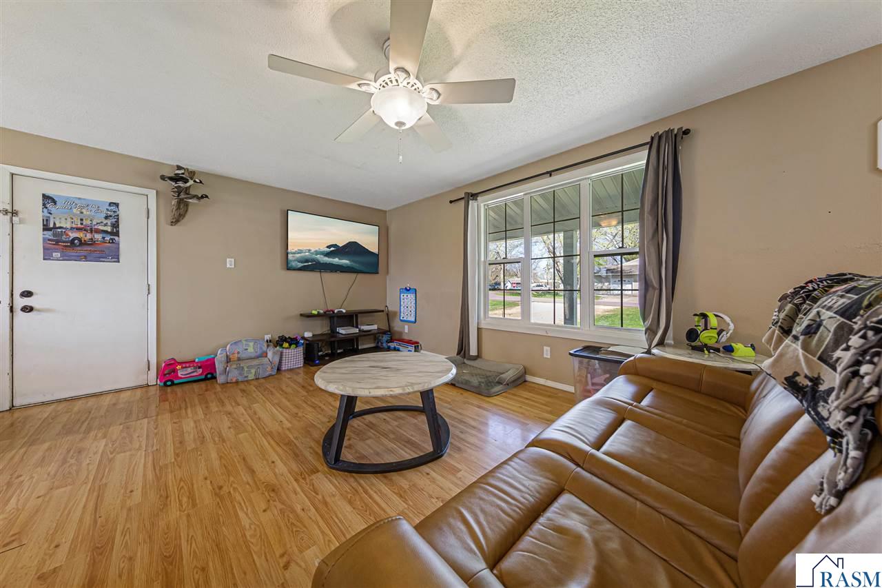 404 3rd Avenue, Pemberton, MN 56078-9700 Listing Photo  3