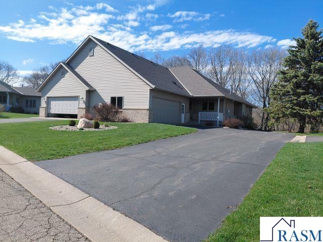 204 Parkway Place, Mankato, MN 56001 Listing Photo  1