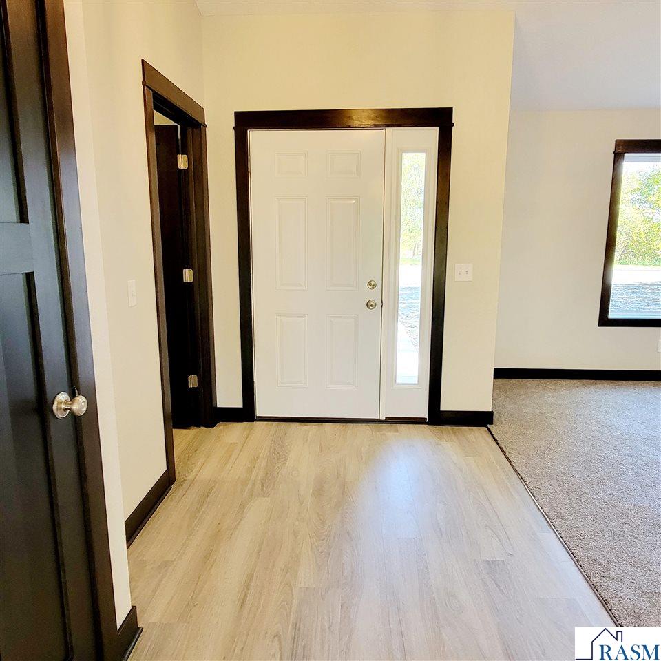 1088 Cullen Street, St. Peter, MN 56082-7545 Listing Photo  14