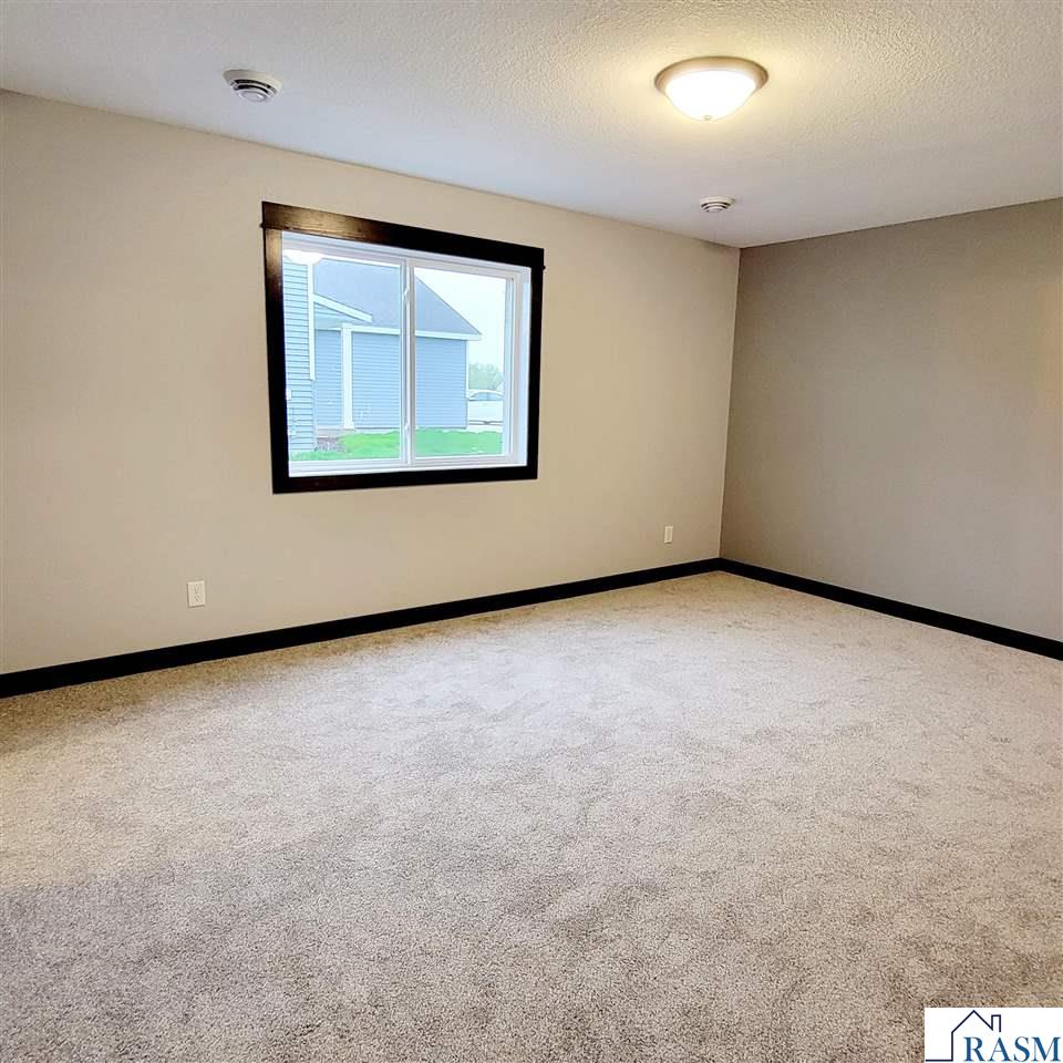 1088 Cullen Street, St. Peter, MN 56082-7545 Listing Photo  20