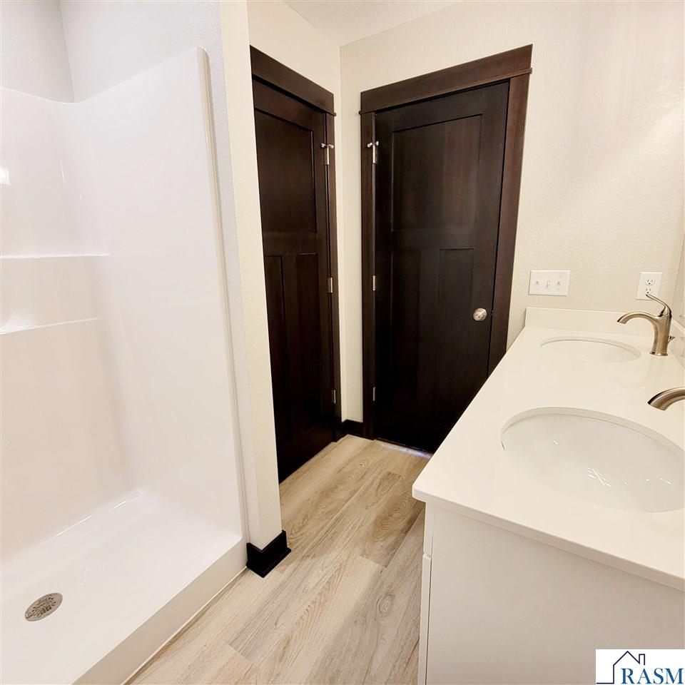 1088 Cullen Street, St. Peter, MN 56082-7545 Listing Photo  22