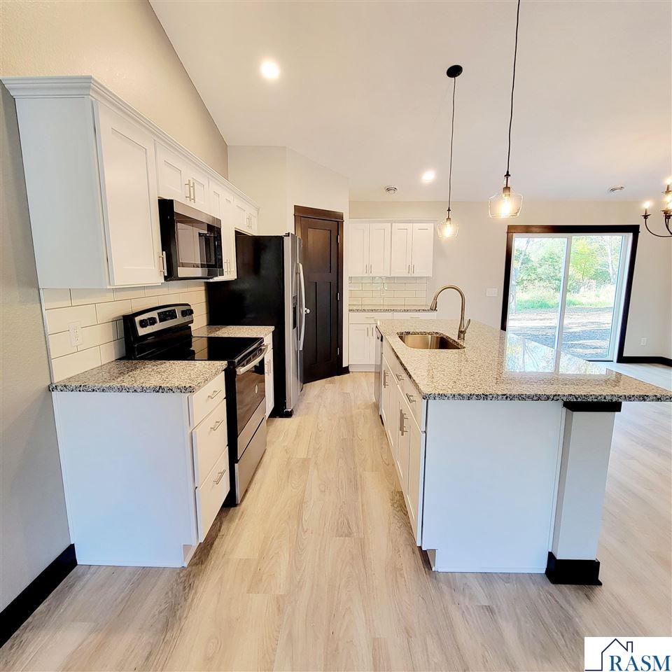 1088 Cullen Street, St. Peter, MN 56082-7545 Listing Photo  7