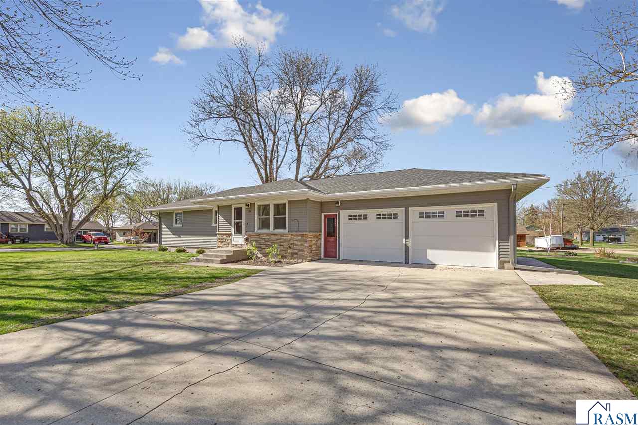 818 Lincoln Street, Gaylord, MN 55334 Listing Photo  1