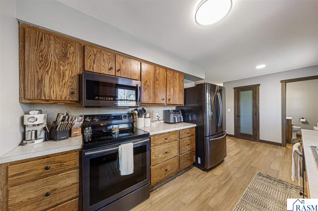 818 Lincoln Street, Gaylord, MN 55334 Listing Photo  18