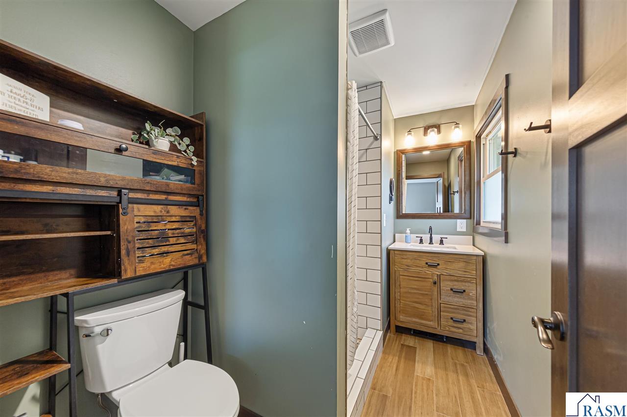 818 Lincoln Street, Gaylord, MN 55334 Listing Photo  24