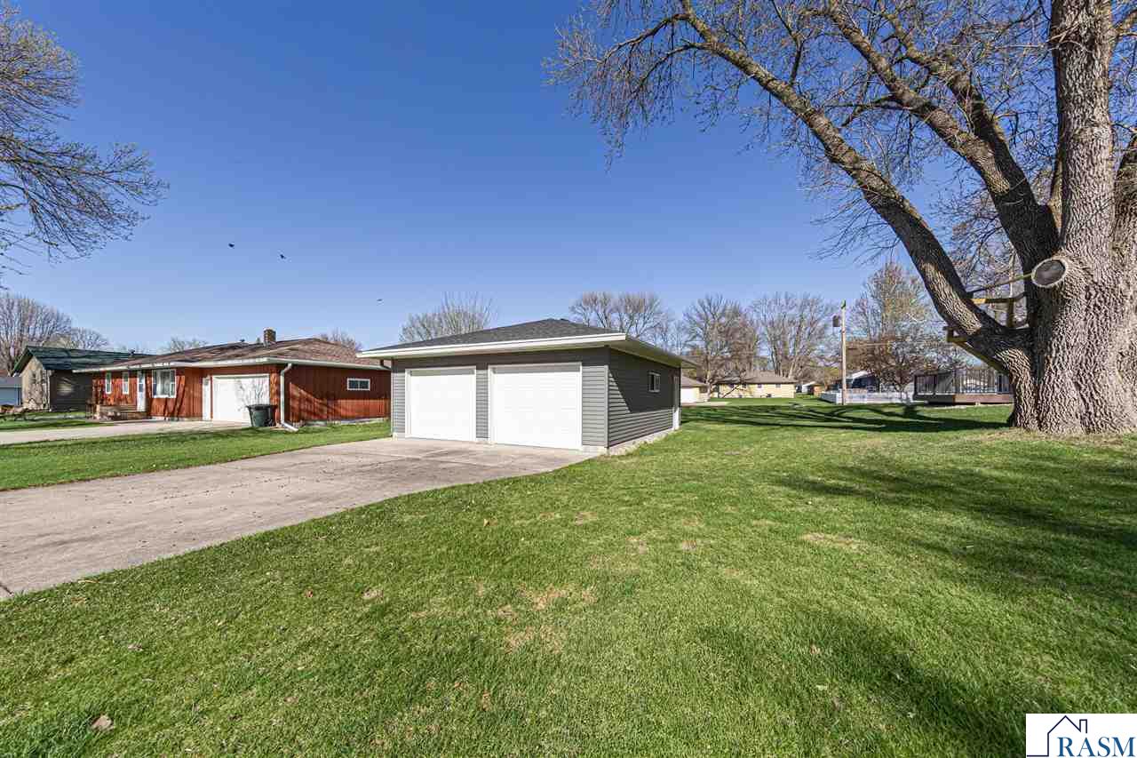 818 Lincoln Street, Gaylord, MN 55334 Listing Photo  42