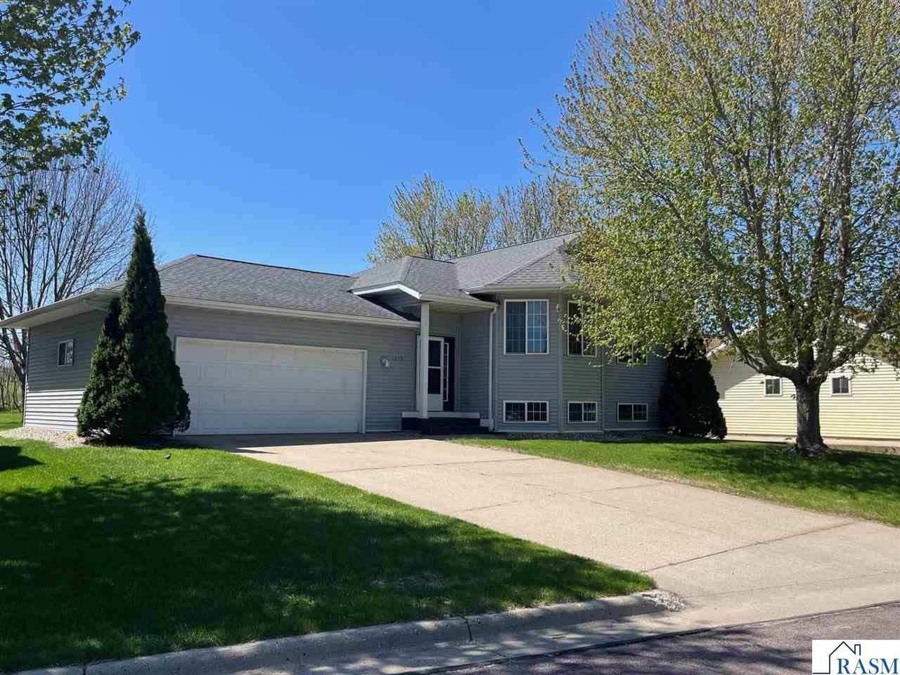 1232 SW Menk Drive, St. Peter, MN 56082 Listing Photo  1