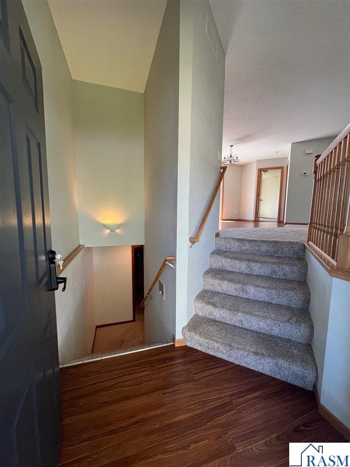 1232 SW Menk Drive, St. Peter, MN 56082 Listing Photo  5