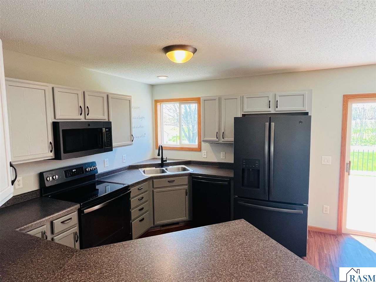 1232 SW Menk Drive, St. Peter, MN 56082 Listing Photo  8