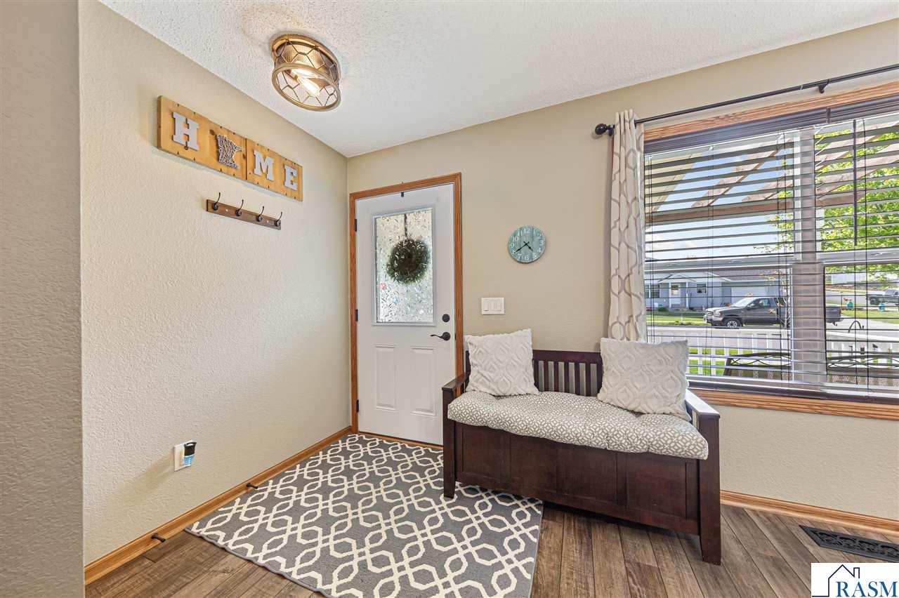 2114 York Street, St. Peter, MN 56082 Listing Photo  3