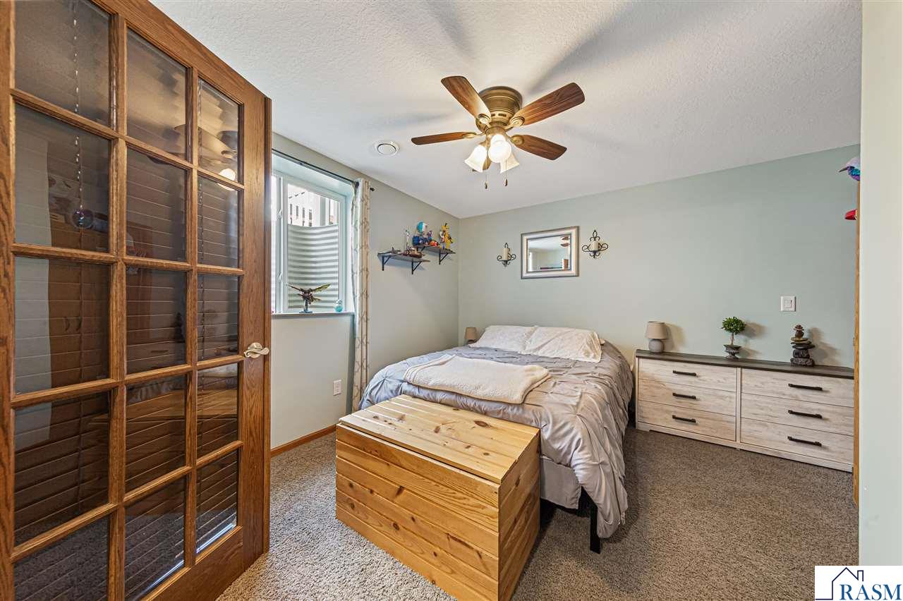2114 York Street, St. Peter, MN 56082 Listing Photo  21