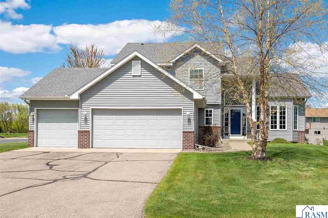14879 Brenner Ct, Rosemount, MN 55068 Listing Photo  1
