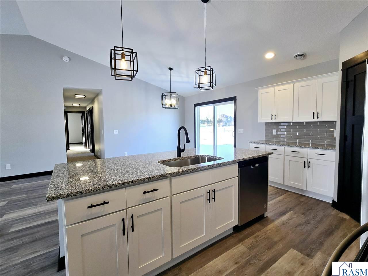 2990 St. Paul Road, Owatonna, MN 55060-1229 Listing Photo  6