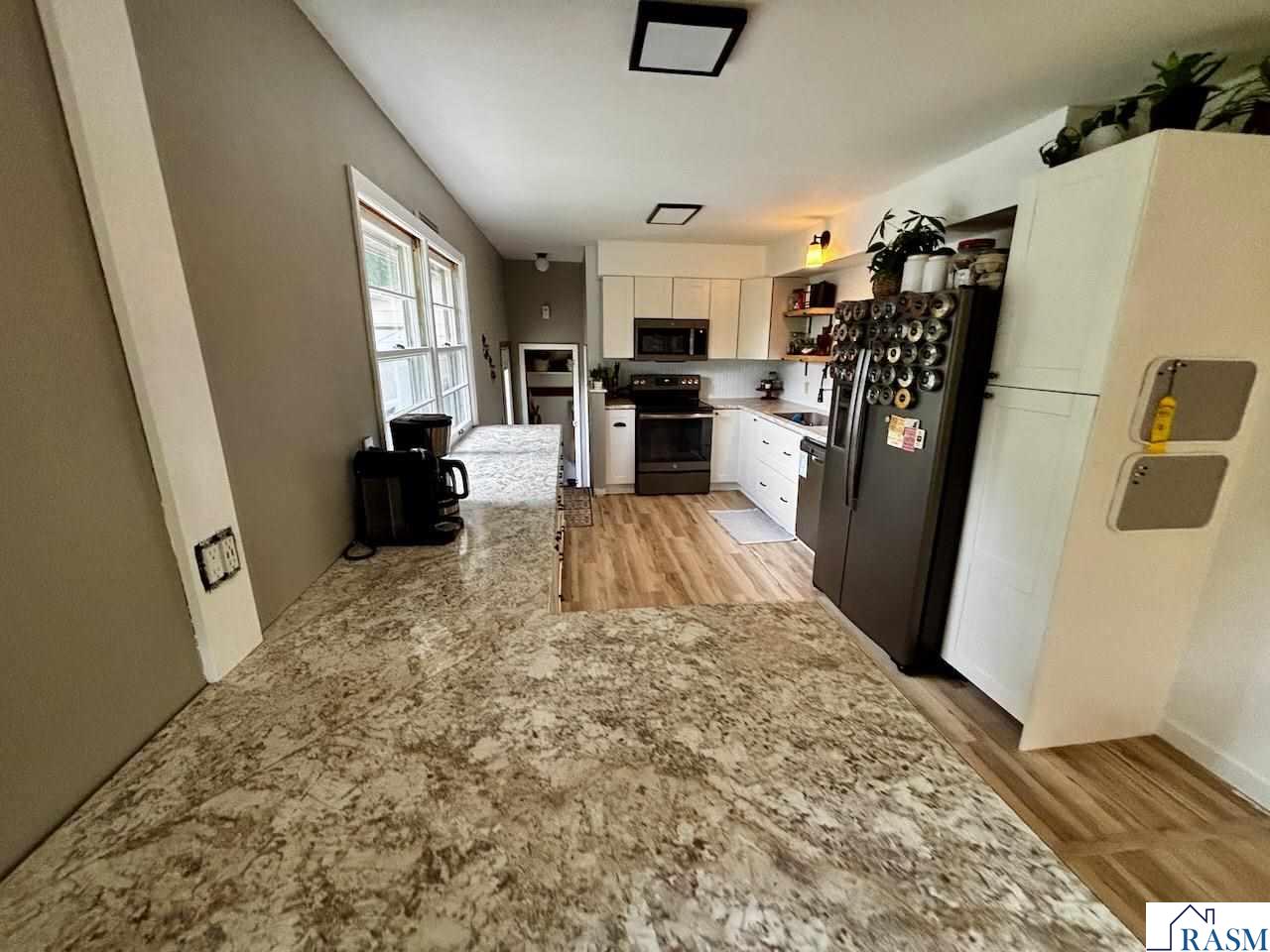 312 W Jefferson Avenue, St. Peter, MN 56082 Listing Photo  14