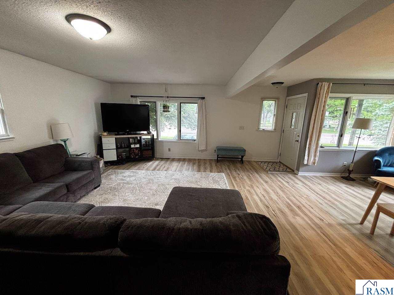 312 W Jefferson Avenue, St. Peter, MN 56082 Listing Photo  9