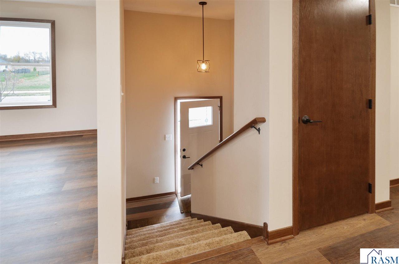 2113 Lunden Street, St. Peter, MN 56082 Listing Photo  4