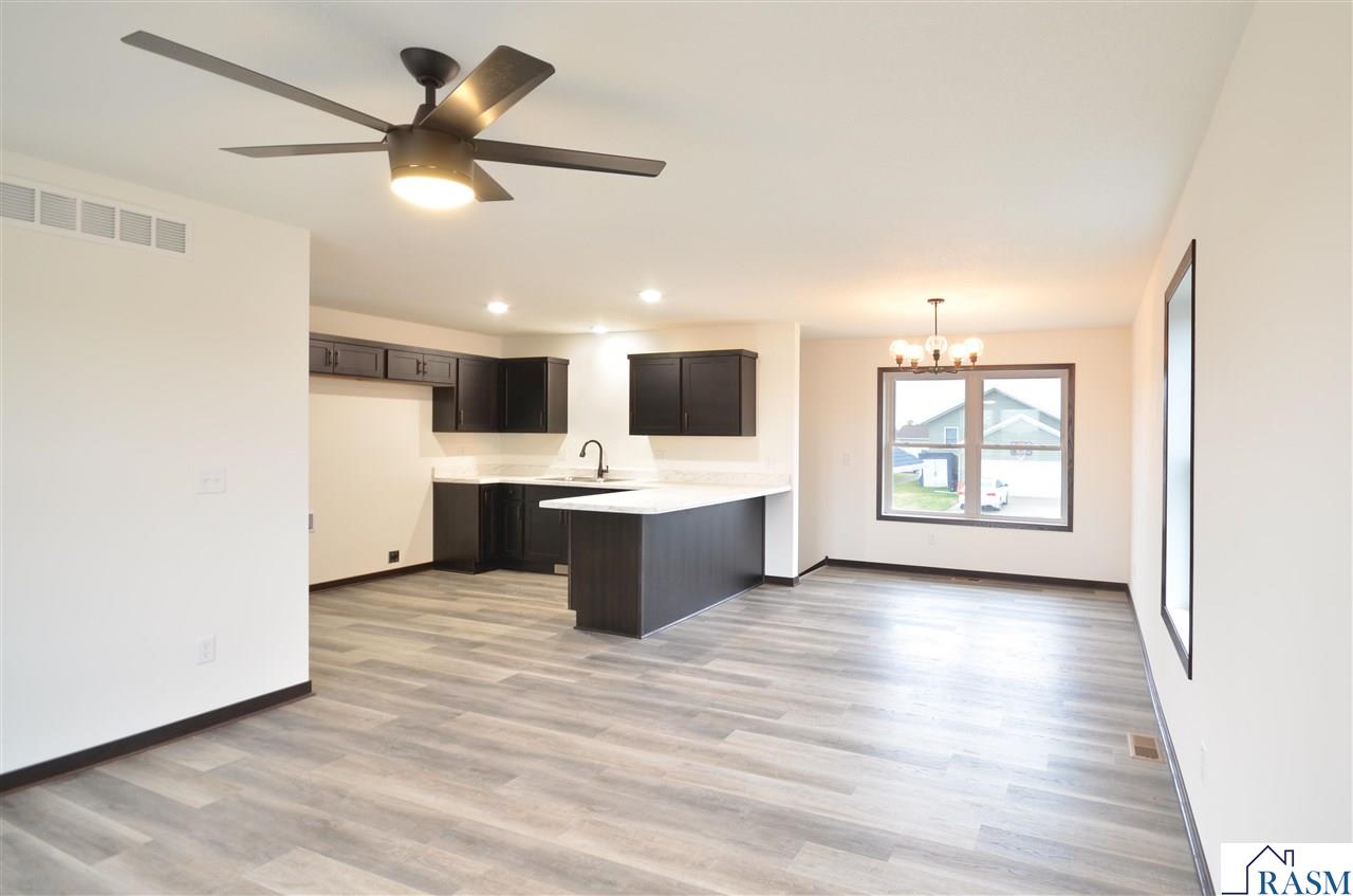 2105 Lunden Street, St. Peter, MN 56082 Listing Photo  6
