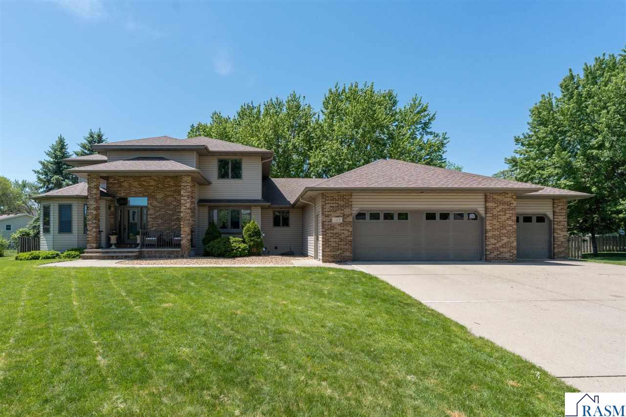 125 Celestine Circle, Mankato, MN 56001 Listing Photo  1