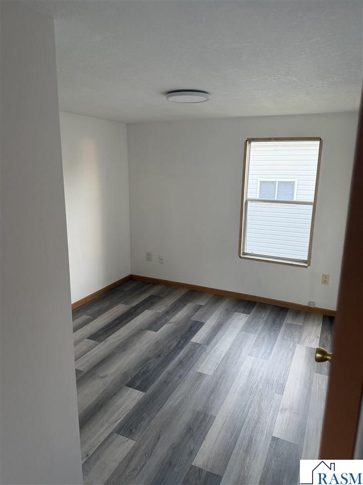13 NW 22nd Avenue, Faribault, MN 55021 Listing Photo  9