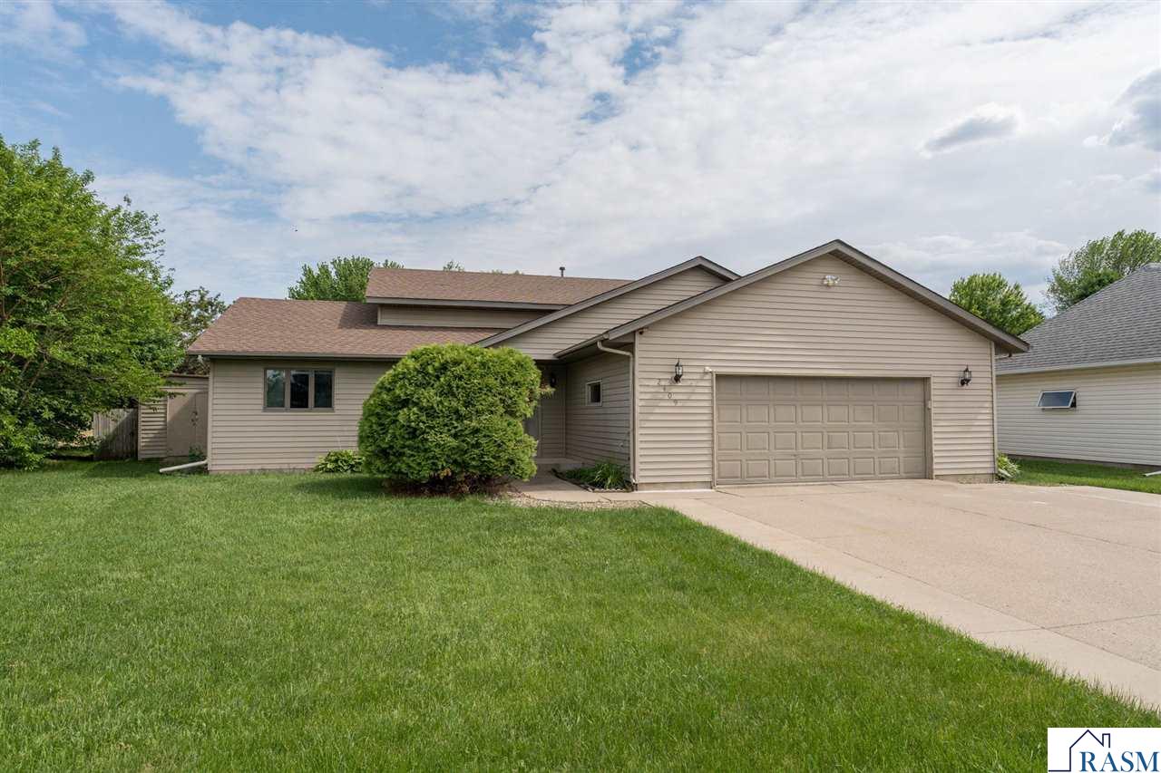 2409 Fair Street, Mankato, MN 56001 Listing Photo  1
