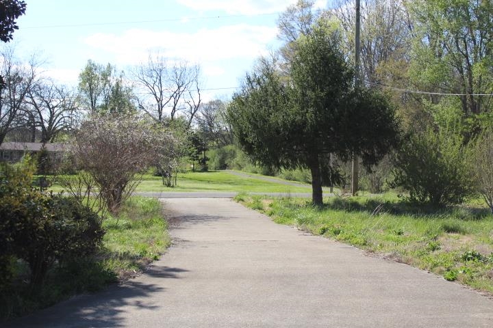 200 Spring Dr, Muscle Shoals, AL 35661 — photo 9