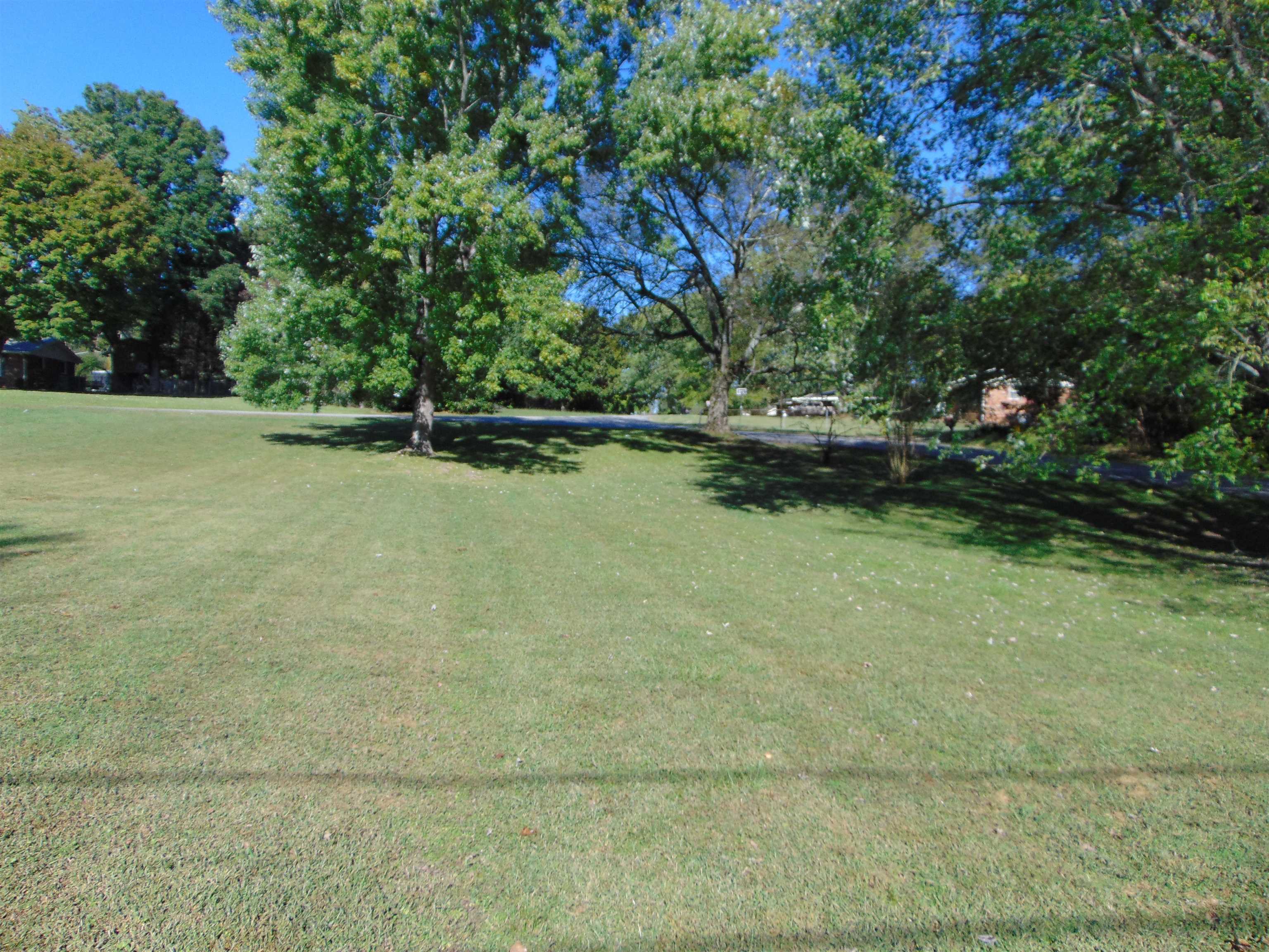 309 Bainbridge Rd, Florence, AL 35634 — photo 6