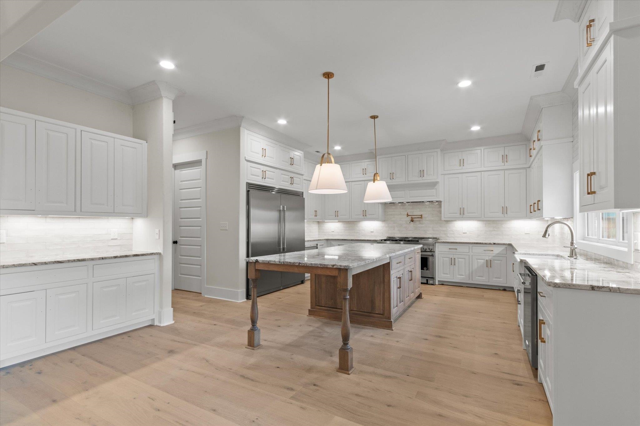 23362 Sawgrass Dr, Athens, AL 35613 — photo 2