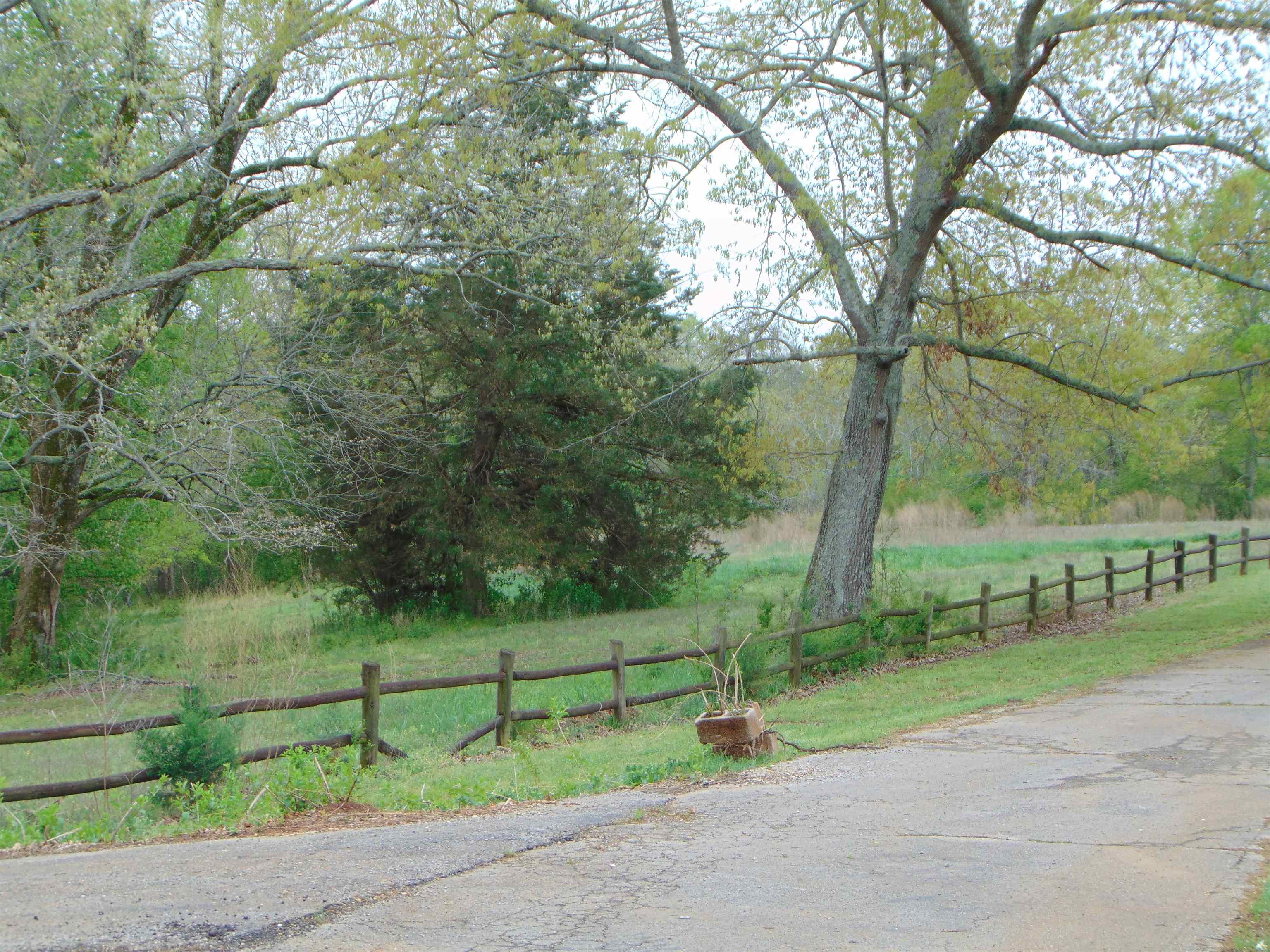 0019 Lakeview Farm Rd, Florence, AL 35634 — photo 11