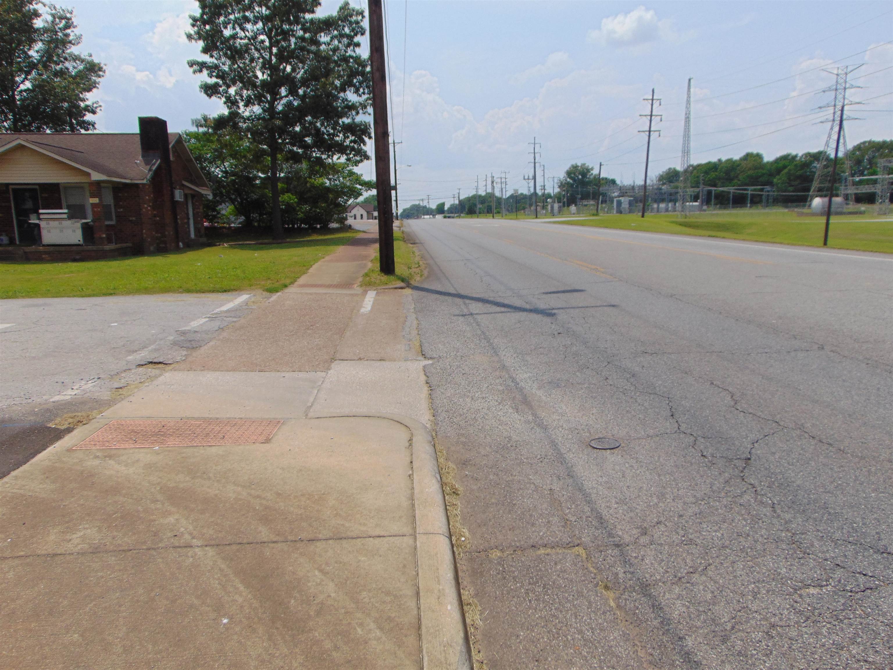 500 Second St, Muscle Shoals, AL 35661 — photo 2
