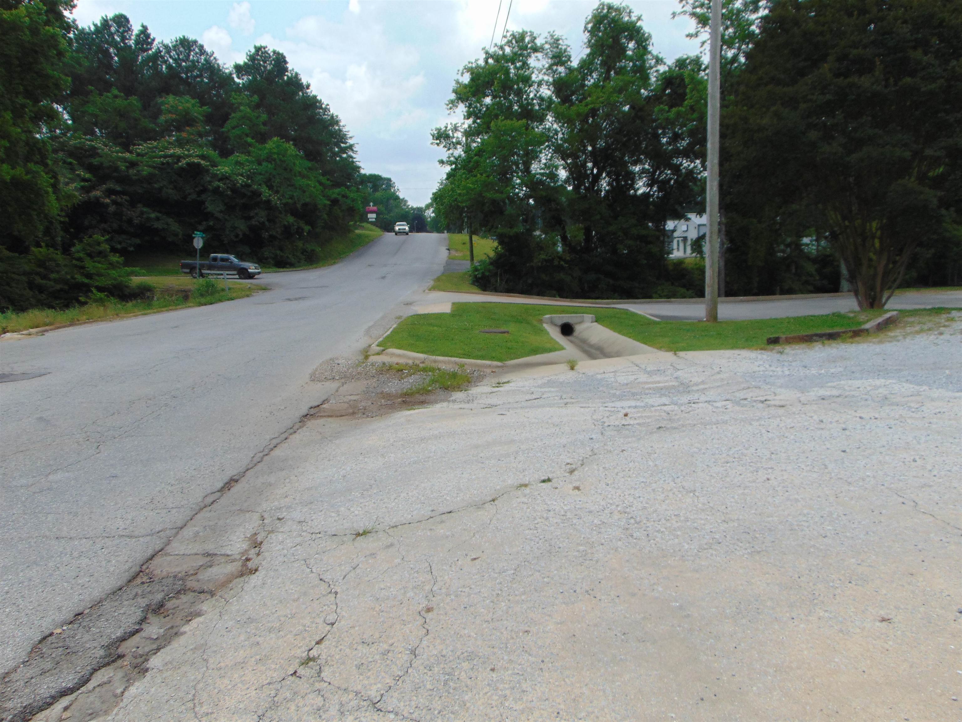 707 N Broadway St, Florence, AL 35630 — photo 4