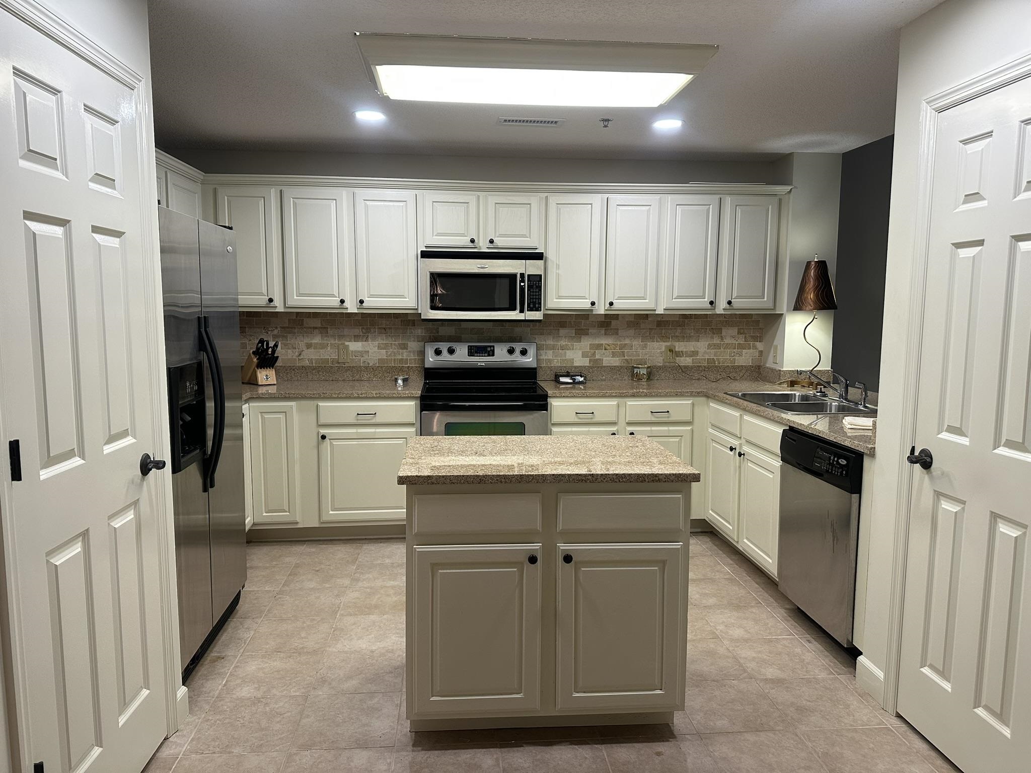 12100 Two Rivers Dr, Athens, AL 35611 — photo 4