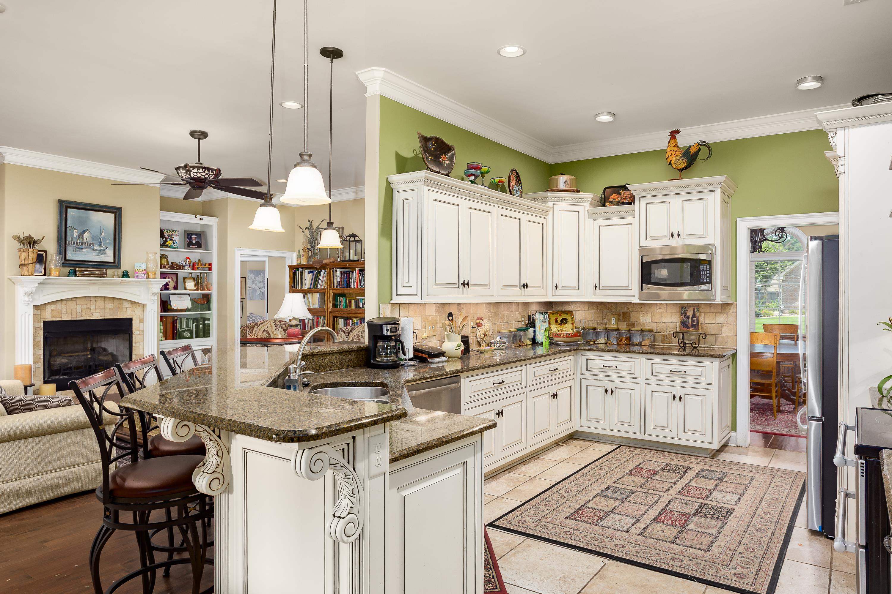 256 Cypress Creek Dr, Florence, AL 35633 — photo 10