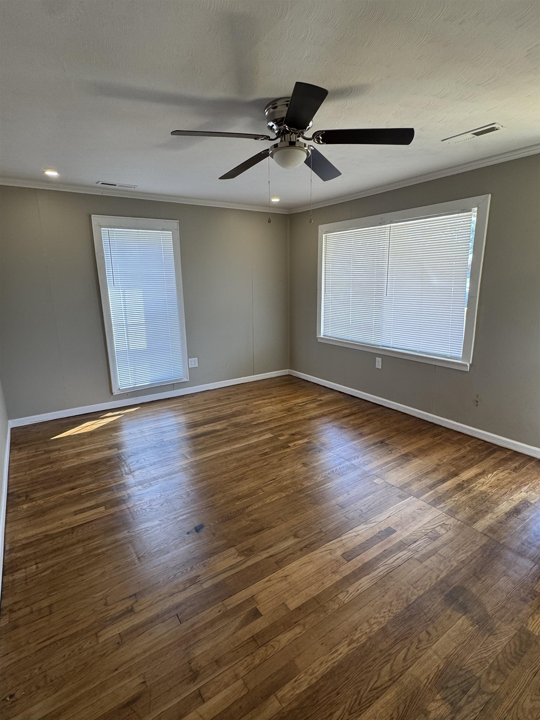 1113 W Montgomery Ave, Sheffield, AL 35660 — photo 5
